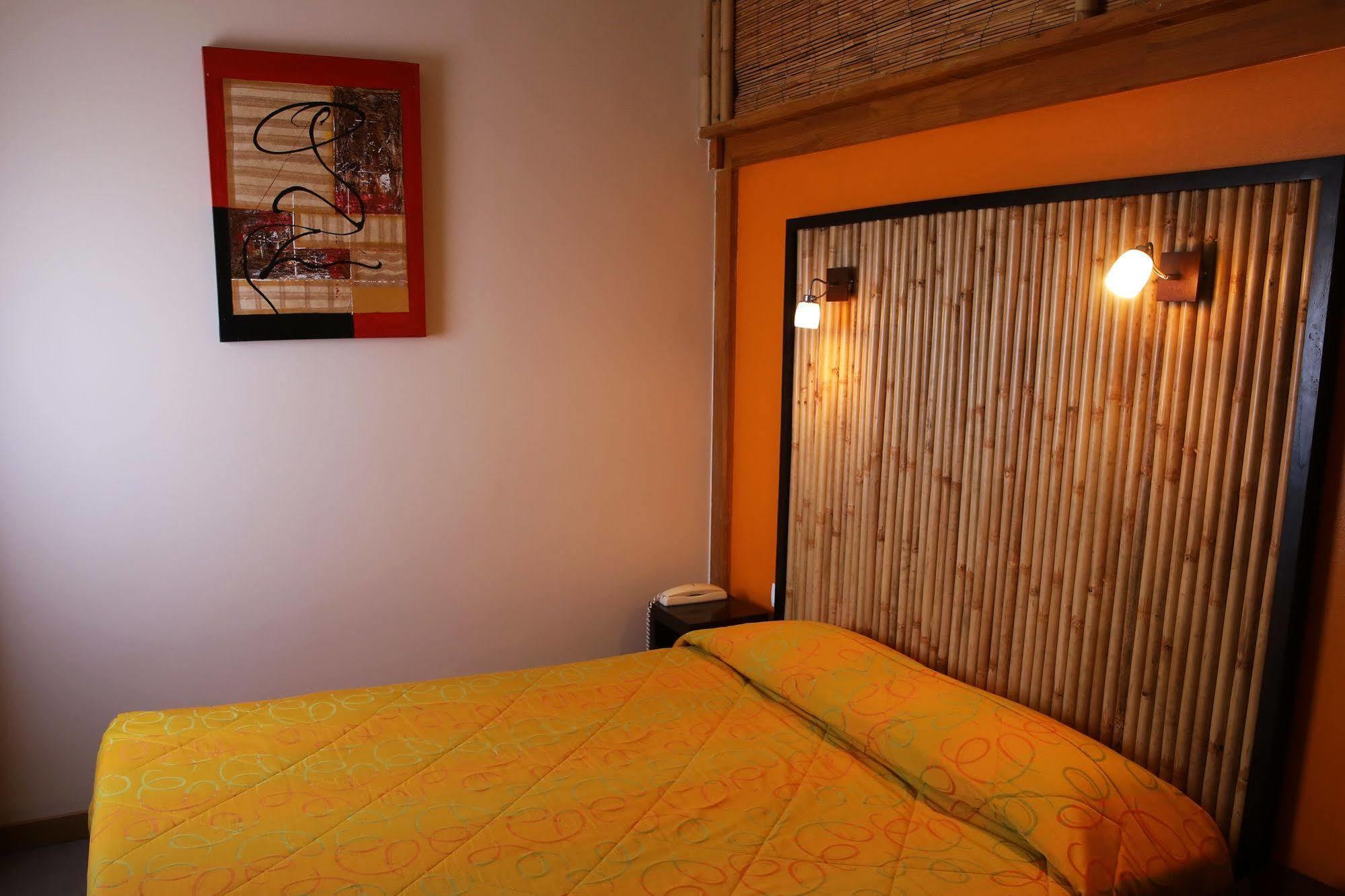 L'Oyat Hotel Lacanau Luaran gambar